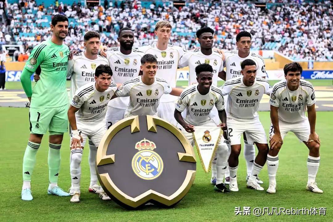 KAIYUN SPORTS-刷新纪录首场状态出色，瑞士队观众沸腾！，姆巴佩重返赛场观众掌声雷动-KAIYUN SPORTS